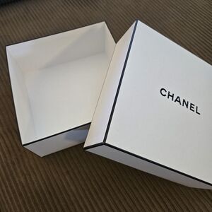 Chanel White Gift Box Empty